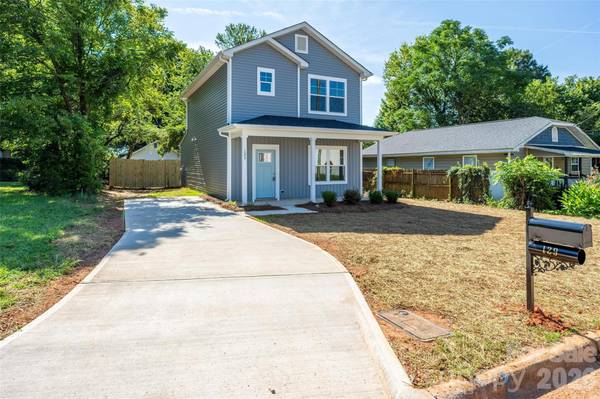 129 Broom ST, Statesville, NC 28677