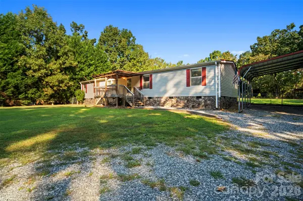 2089 Bison TRL, Maiden, NC 28650