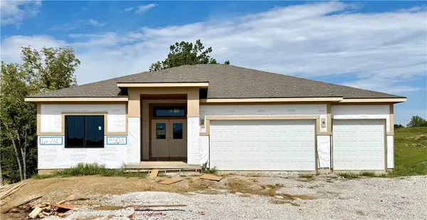 8504 NW 90th TER, Kansas City, MO 64153