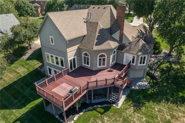 4603 S Lakewood DR, St Joseph, MO 64506