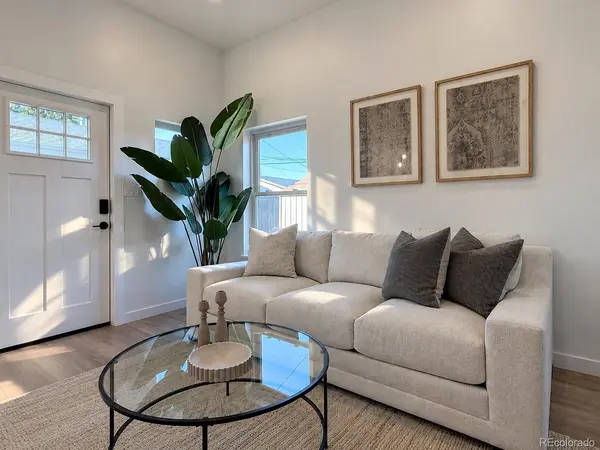 3141 S Lincoln, Englewood, CO 80113