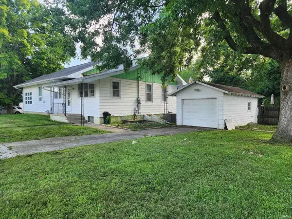 302 W 7th ST, Bicknell, IN 47512
