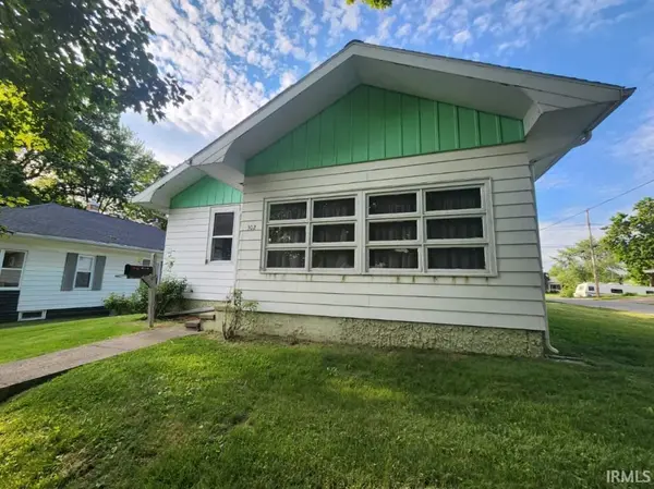 302 W 7th ST, Bicknell, IN 47512