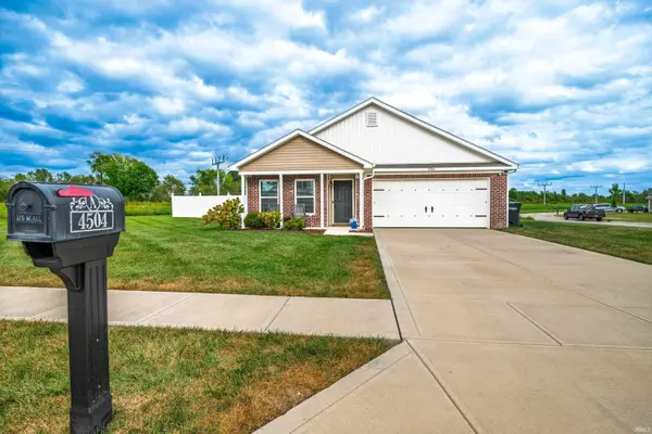 4504 N Emerald Pointe WAY, Muncie, IN 47304