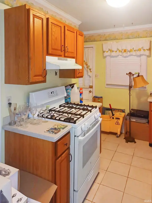 2221 E Adams AVE, Evansville, IN 47714