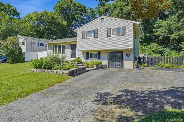 535 Westbrook DR, Cortlandt Manor, NY 10567