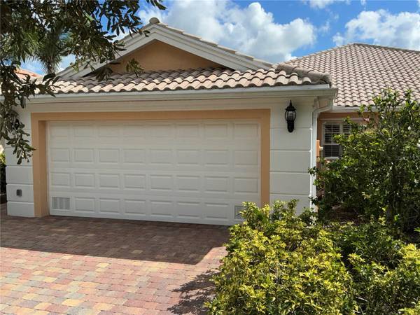 11616 GARESSIO LN, Sarasota, FL 34238