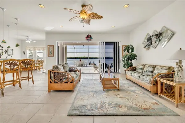 3772 PEACE RIVER DR, Punta Gorda, FL 33983