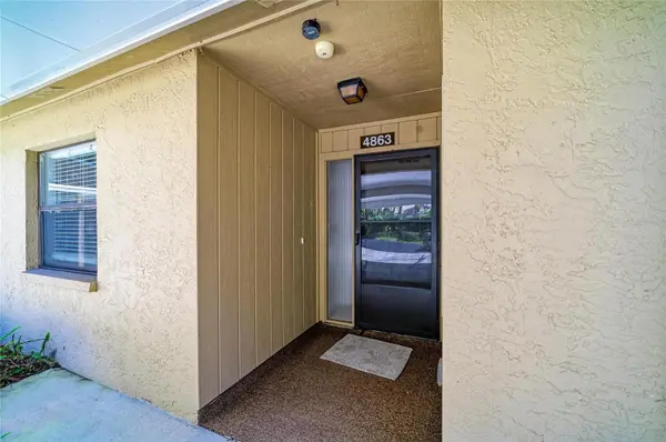 4863 VILLAGE GARDENS DR #186, Sarasota, FL 34234