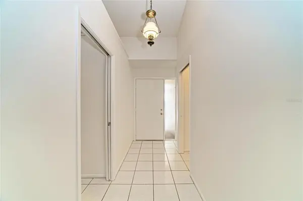 4863 VILLAGE GARDENS DR #186, Sarasota, FL 34234