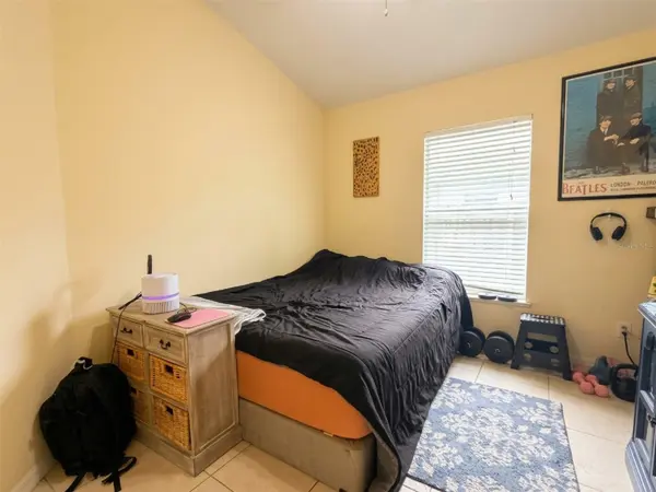 1240 12TH AVE SW, Vero Beach, FL 32962