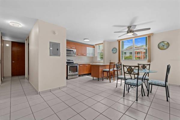Cond. La Loma BLVD. LA LOMA #204, Fajardo, PR 00738