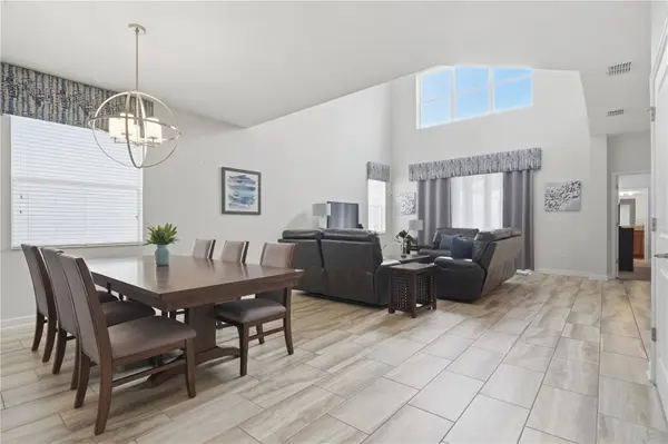 4722 SLEEPY HOLLOW DR, Kissimmee, FL 34746