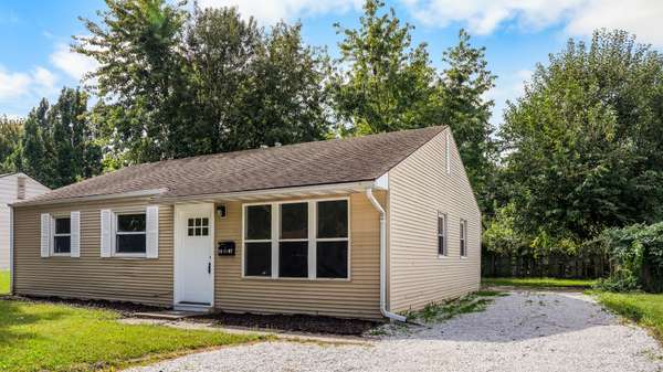 1407 Paula DR, Champaign, IL 61821