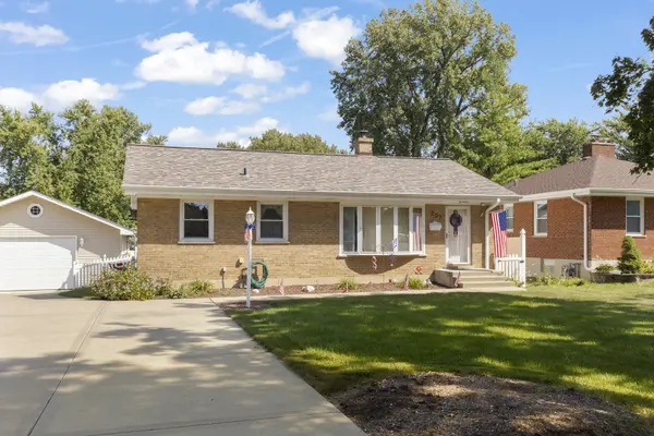 207 S Wilmette AVE, Westmont, IL 60559