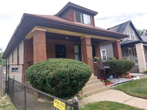9765 S Winston AVE, Chicago, IL 60643