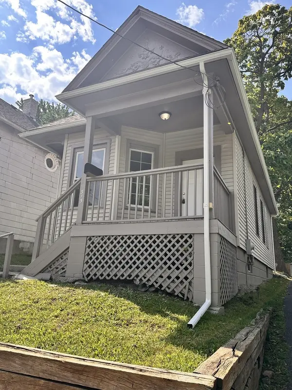 315 Flagg ST, Aurora, IL 60505