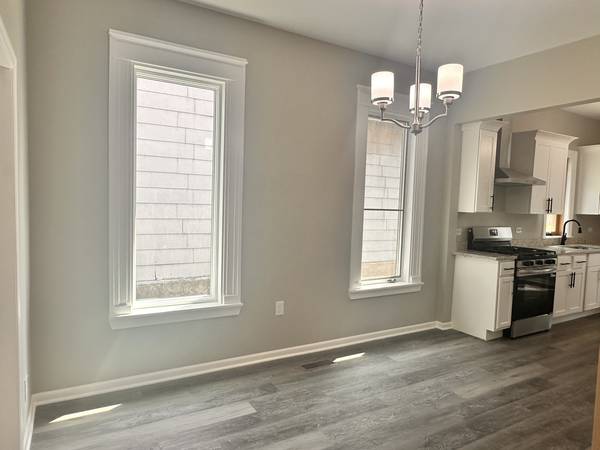 315 Flagg ST, Aurora, IL 60505
