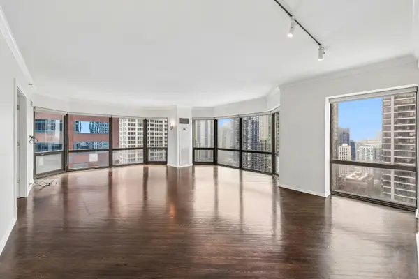 100 E Huron ST #1906, Chicago, IL 60611