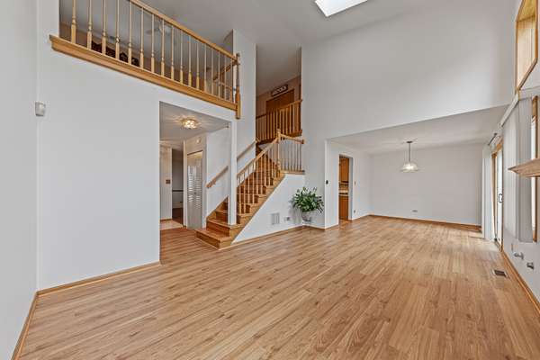 9981 Constitution DR, Orland Park, IL 60462