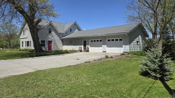 111 Pine ST, New Hampton, IA 50659