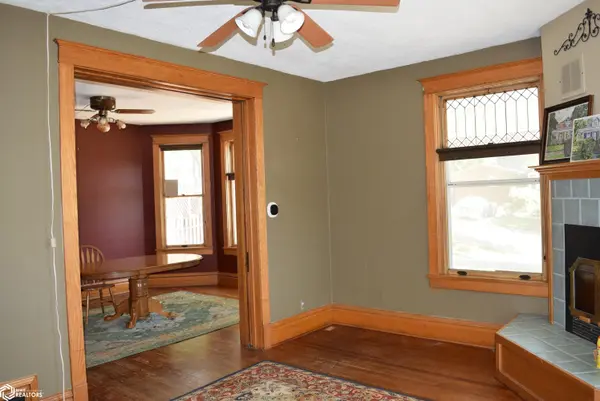 703 Avenue D, Fort Madison, IA 52627
