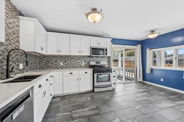 1053 S Decatur ST, Hobart, IN 46342