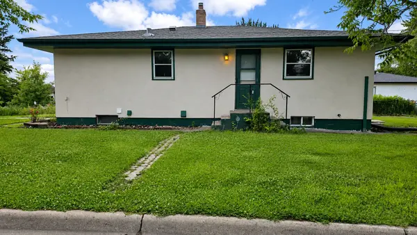 1597 Margaret ST, Saint Paul, MN 55106