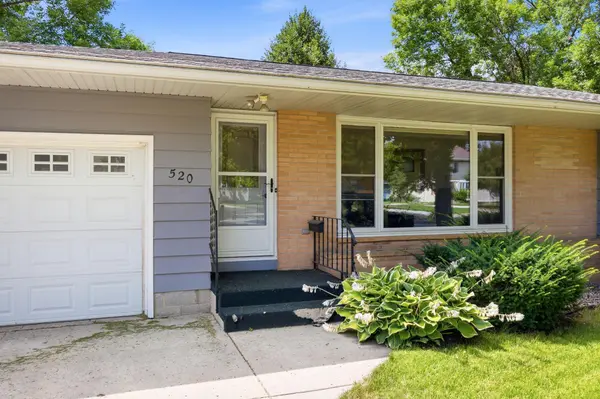 520 2nd ST E, Hector, MN 55342