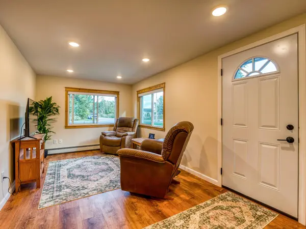 2011 Norton AVE NW, Bemidji, MN 56601