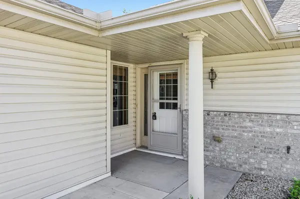 13677 Orchard LN, Rogers, MN 55374