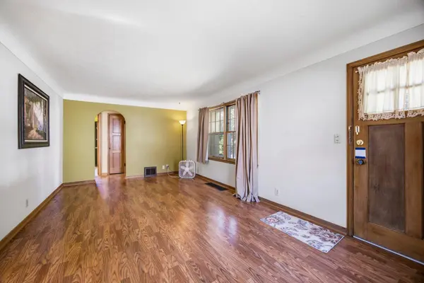 2116 Fremont AVE E, Saint Paul, MN 55119