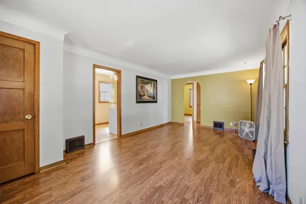 2116 Fremont AVE E, Saint Paul, MN 55119