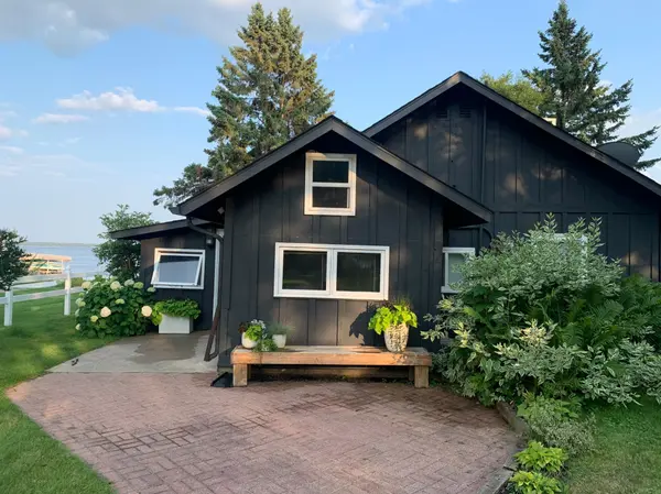 7206 Birchmont Court CT NE, Bemidji, MN 56601