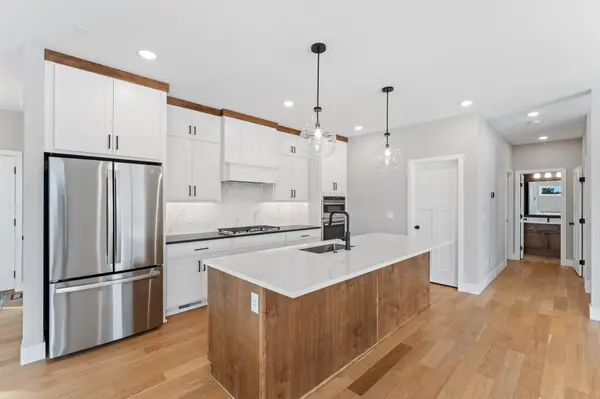 635 Parkside Court, Eagan, MN 55123