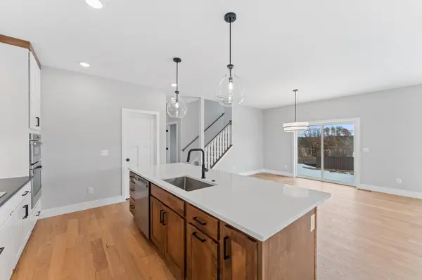 635 Parkside Court, Eagan, MN 55123