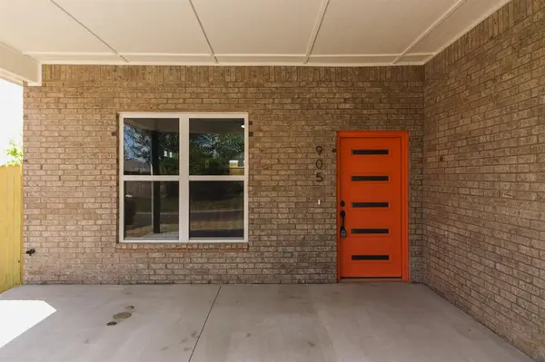 905 S Howard AVE, Moore, OK 73160