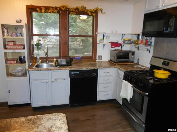 309 E FRANKLIN ST, Macomb, IL 61455