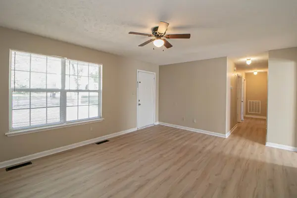 217 New Gritton Avenue, Oak Grove, KY 42262