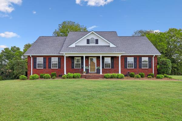 533 Rome Rd, Riddleton, TN 37151