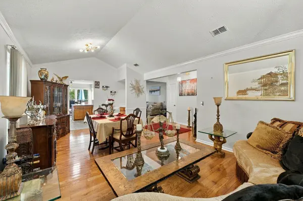 408 Black Mountain Dr, Antioch, TN 37013