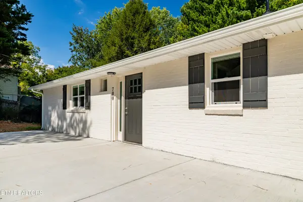 700 Lakeview Drive, Loudon, TN 37774