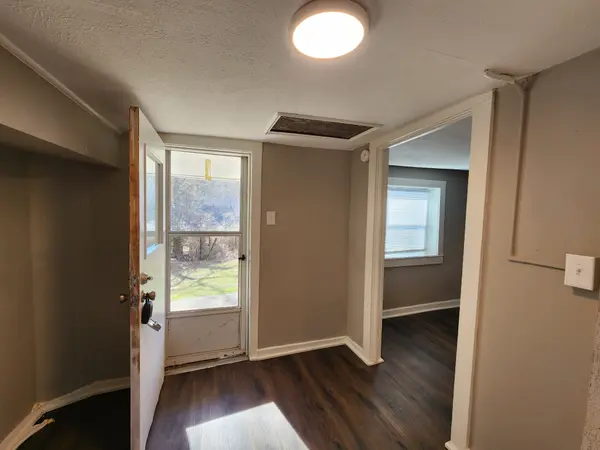 823 Cumberland Dr #C, Clarksville, TN 37040