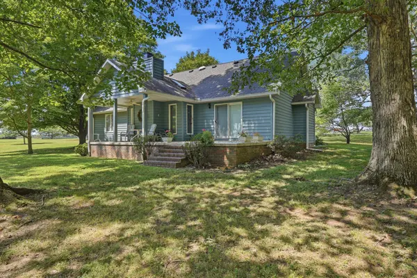 720 Willie Jarvis Rd, Sparta, TN 38583
