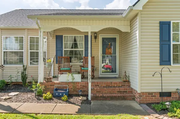 1625 Joel Dr, Columbia, TN 38401