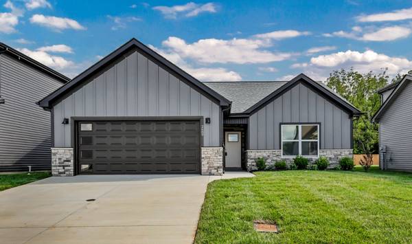 535 Ayden Ln, Clarksville, TN 37042