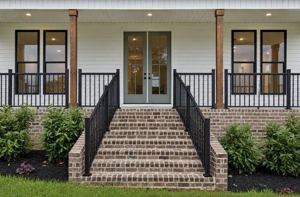777 Rock Springs Rd, Castalian Springs, TN 37031