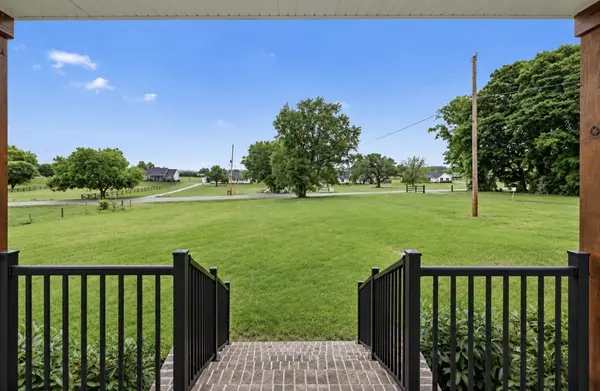 777 Rock Springs Rd, Castalian Springs, TN 37031