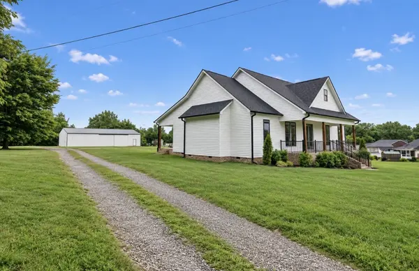 777 Rock Springs Rd, Castalian Springs, TN 37031