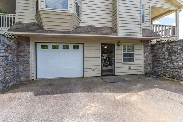 334 Avery Scroggs Rd, Hayesville, NC 28904